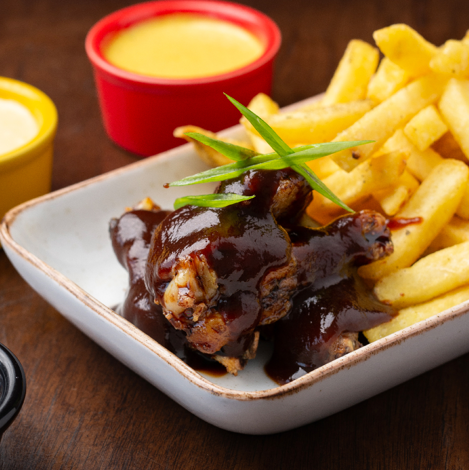 ORIENTAL WINGS <br>(Saladas/10 unid.)